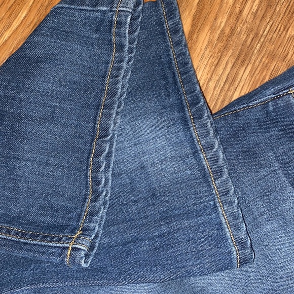 Tommy Hilfiger Jeans - Picture 6 of 8